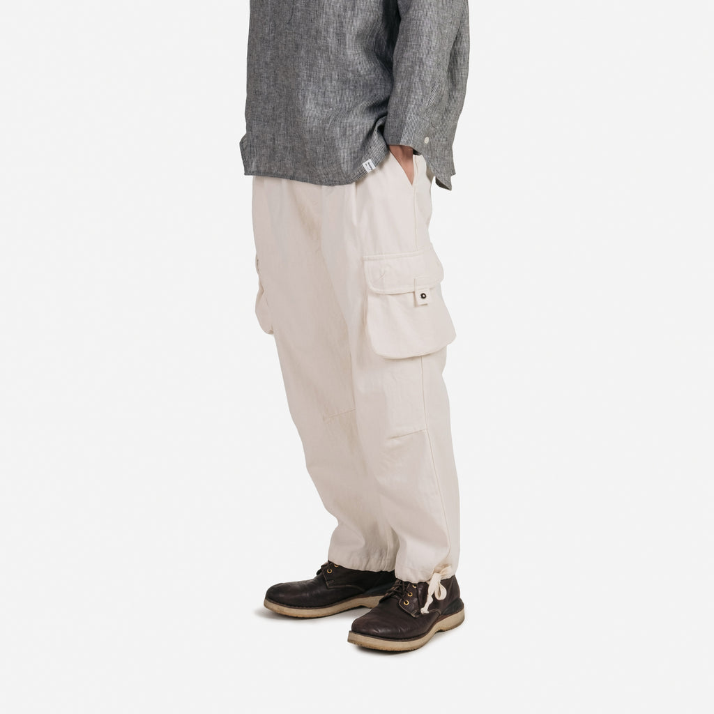 Cargo Pants / Herringbone - Beige