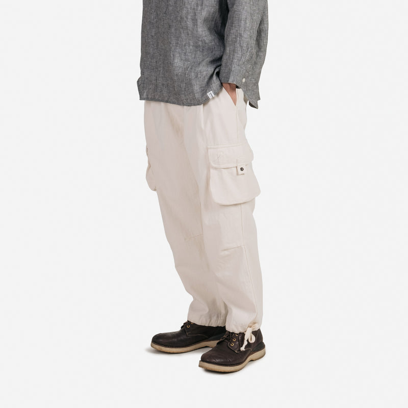 Cargo Pants / Herringbone - Beige